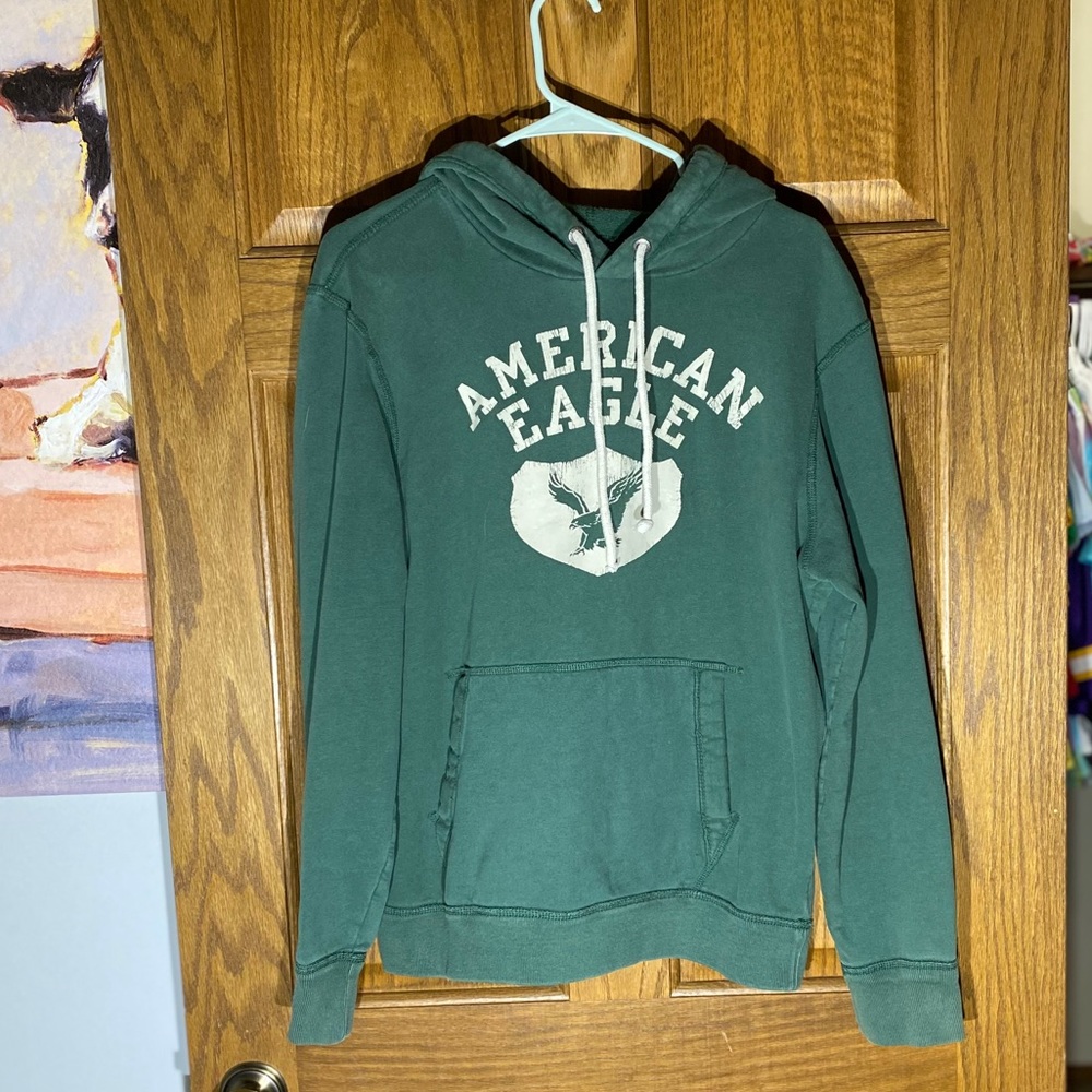 American Eagle Green Sweatshirt
